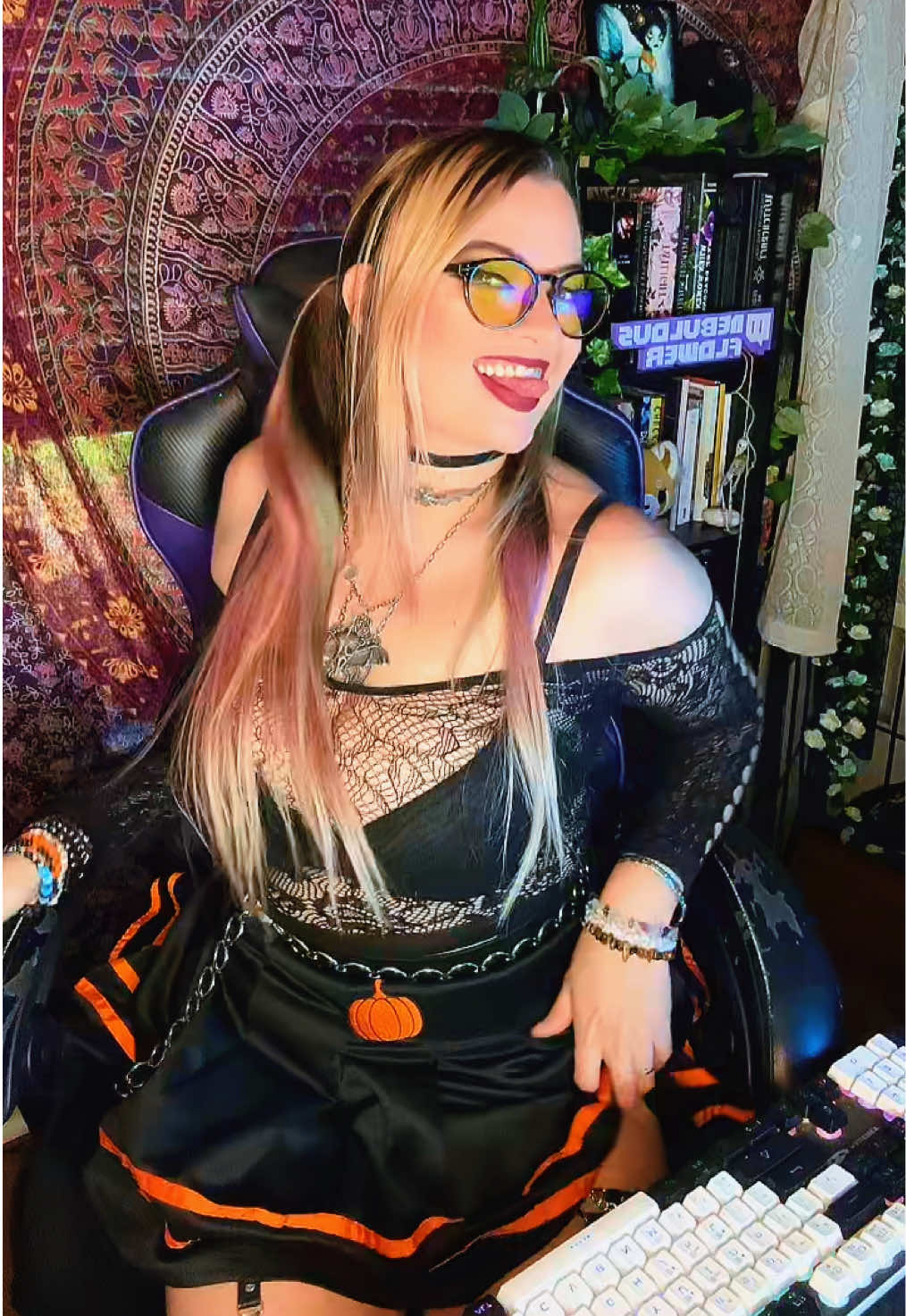 @Nebby ๐ค๐
