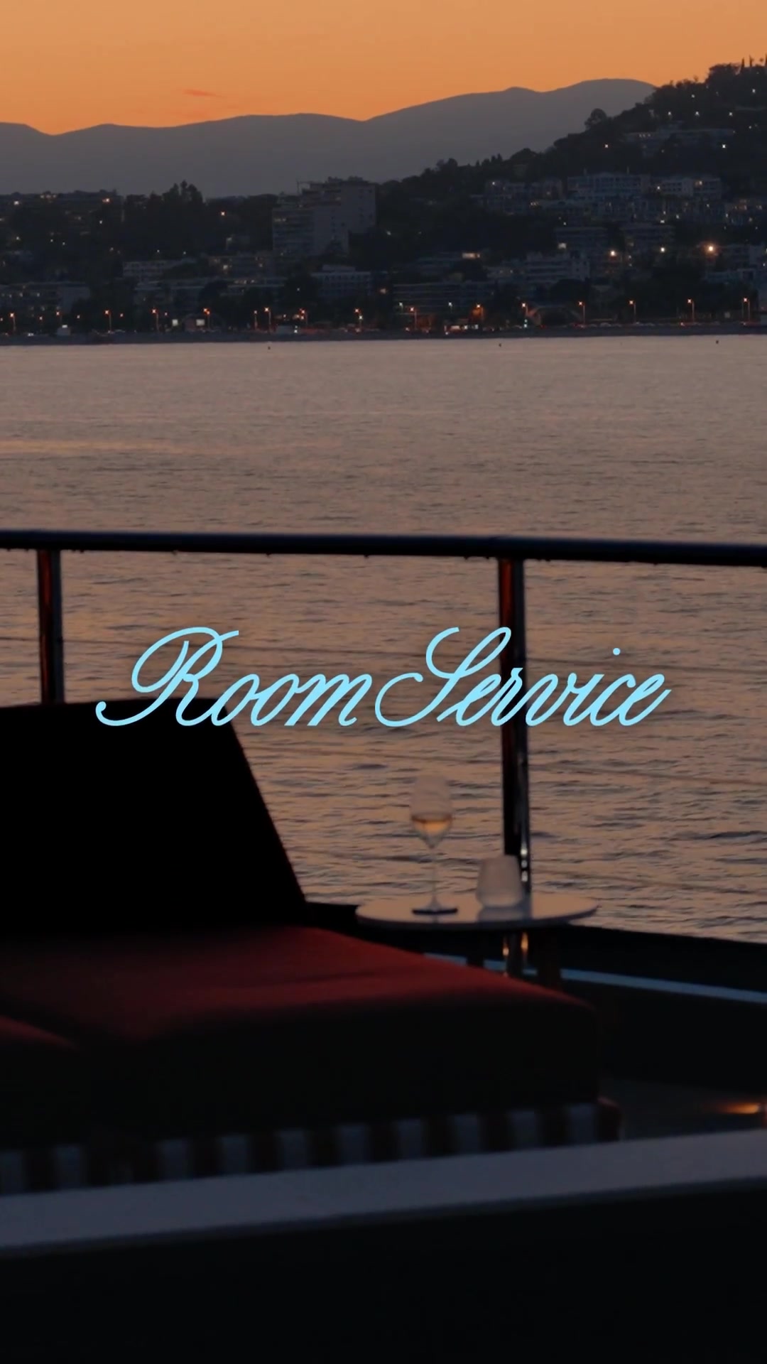 @Fora Travel