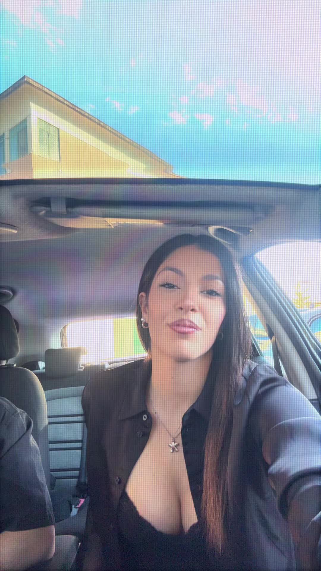 @🦇