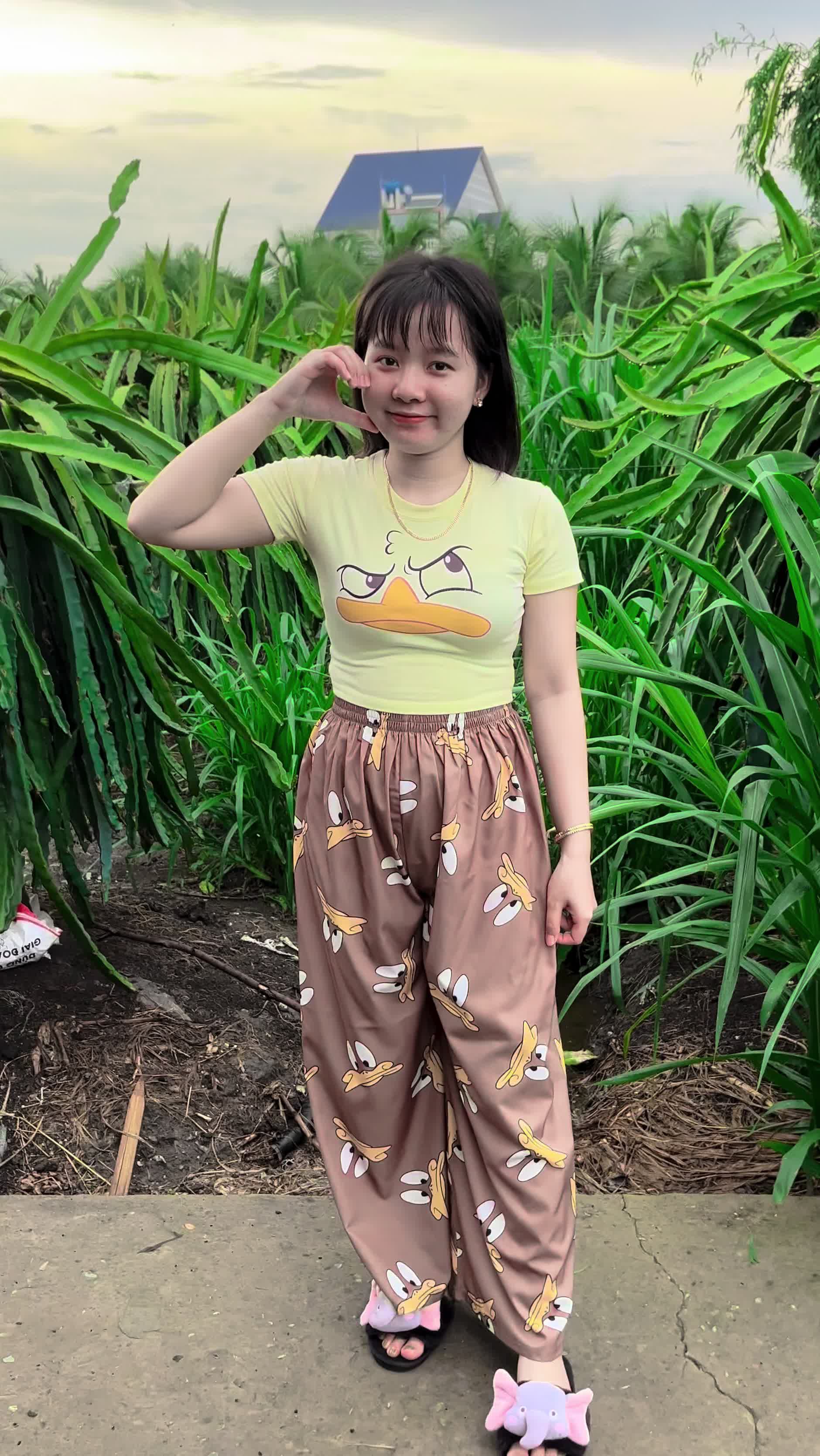 @Cẩm Tr&uacute;c