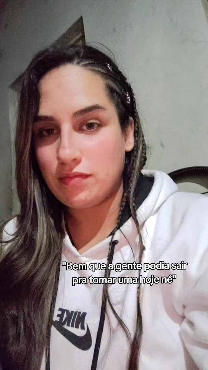 @Vitória Silveira