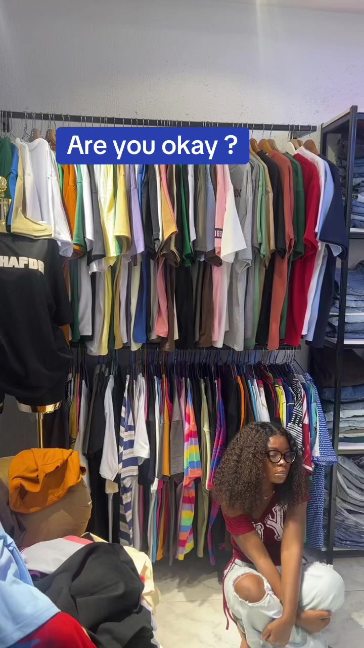 @UYO BAGGY JEANS & TEES VENDOR