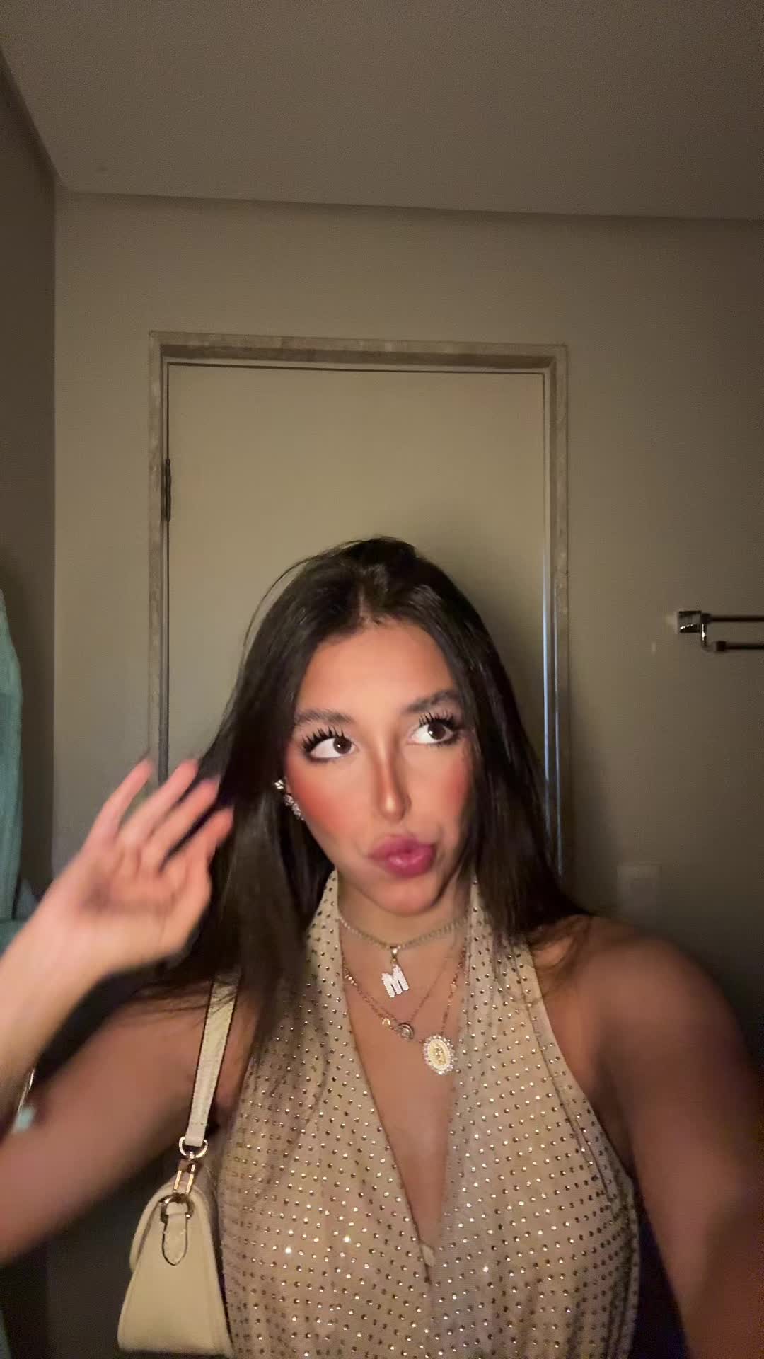 @Fefee ⭐️