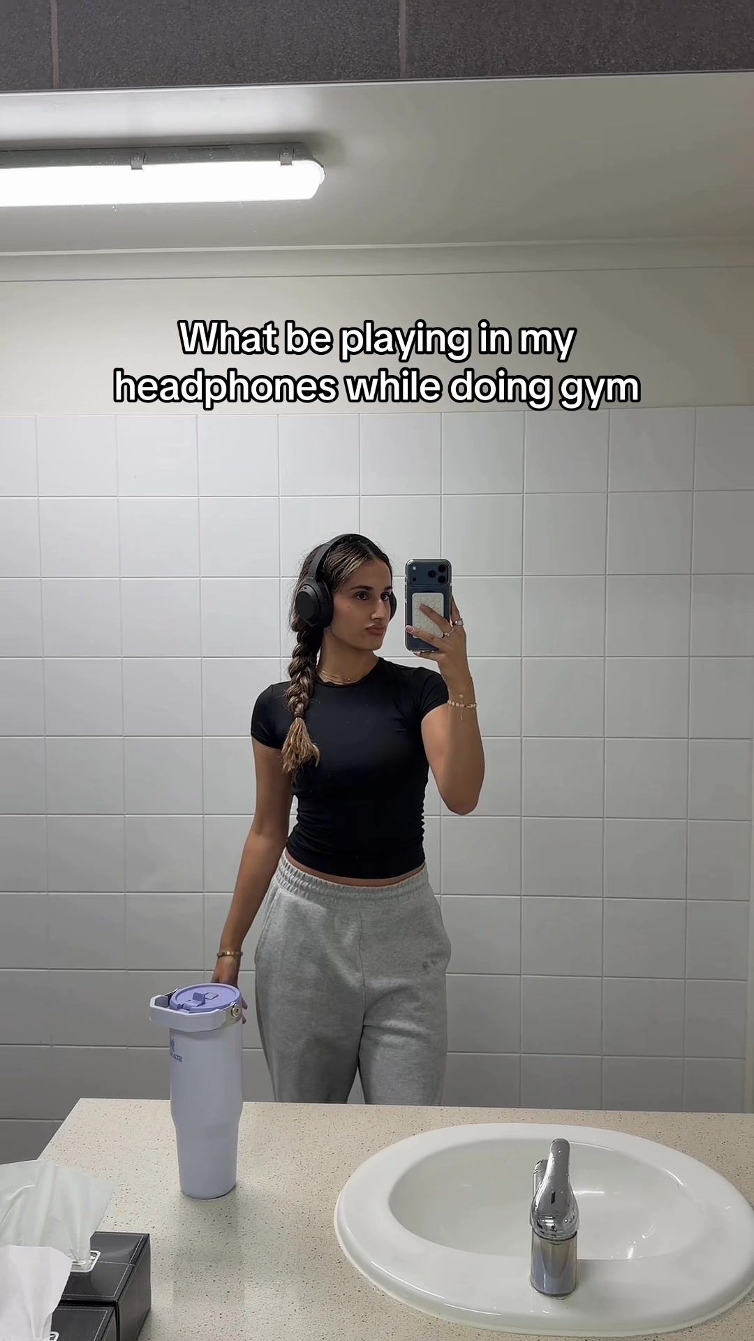 @nandinibttn