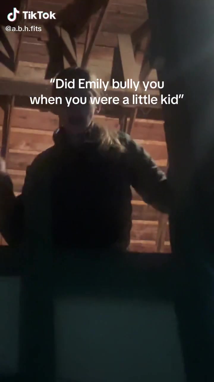 @emily 🦎