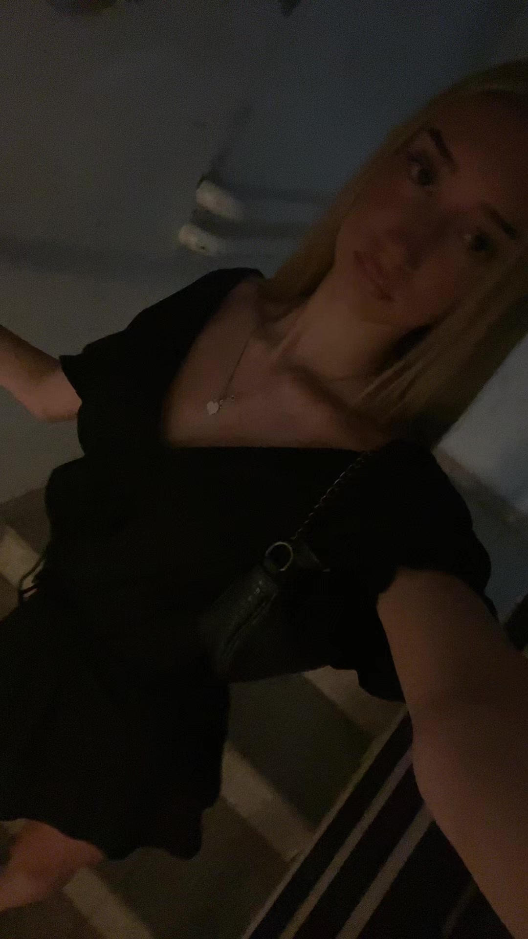 @niikoliijas