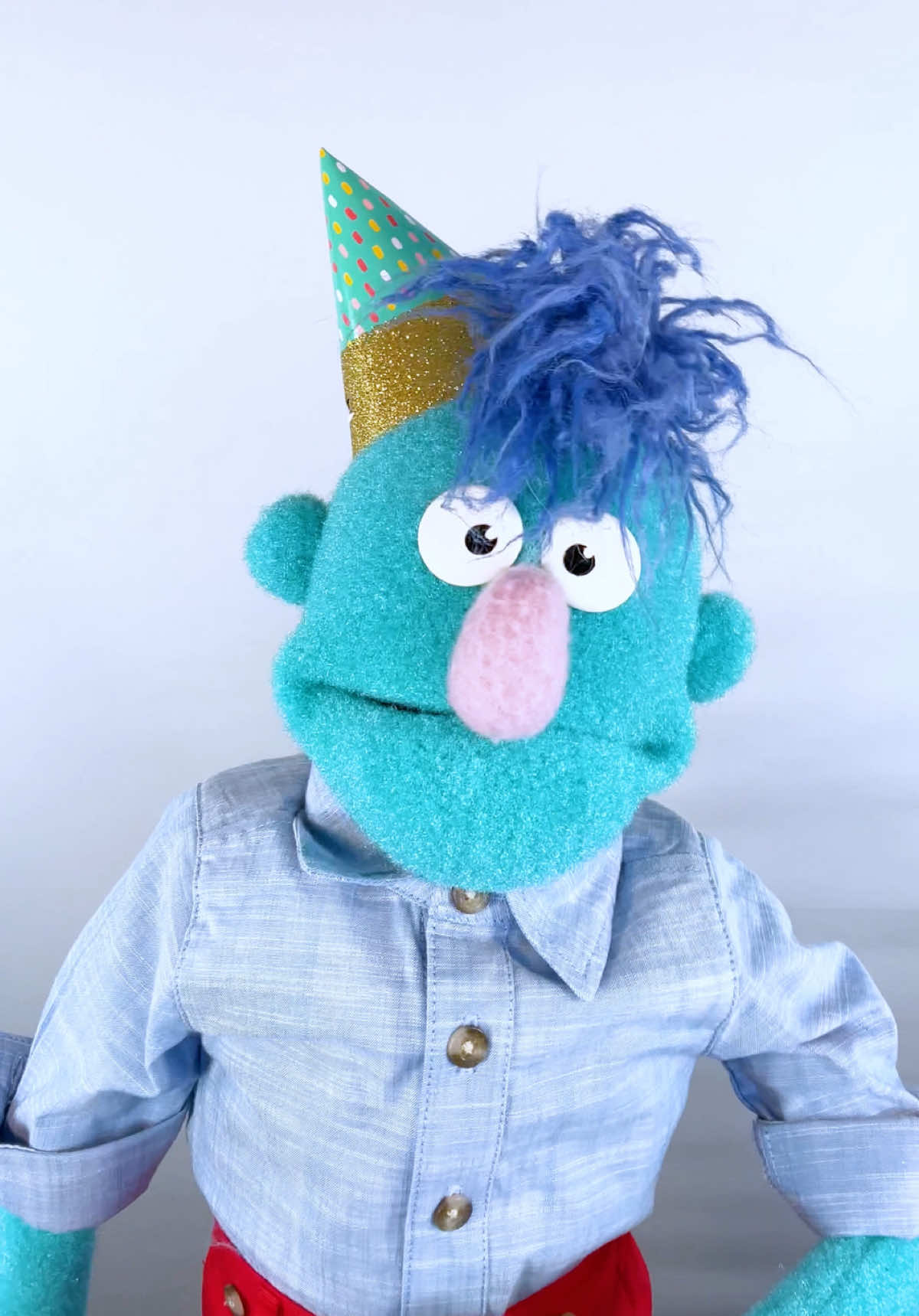 @WhoNeedsPuppets
