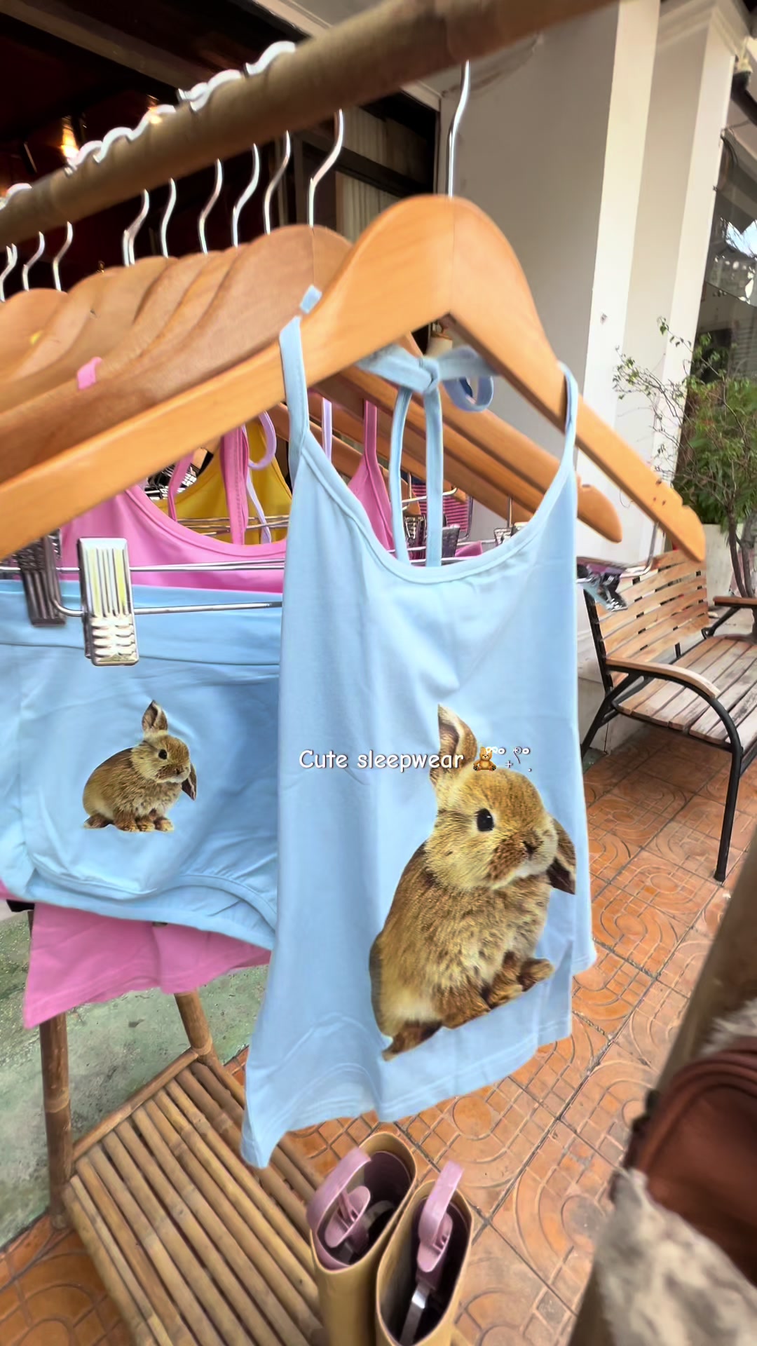 @marievintagestore