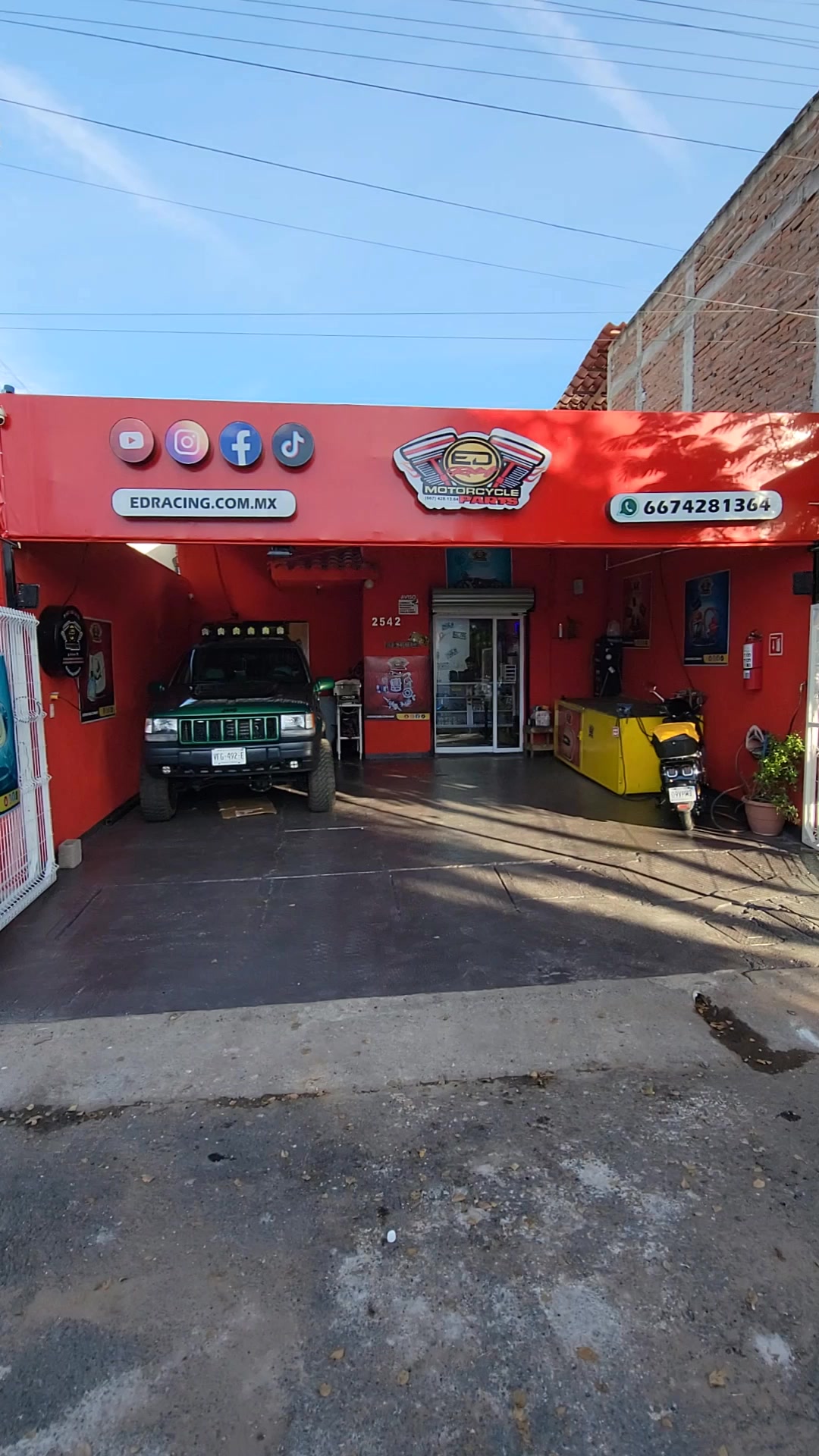 @ED RACING MOTORCYCLE