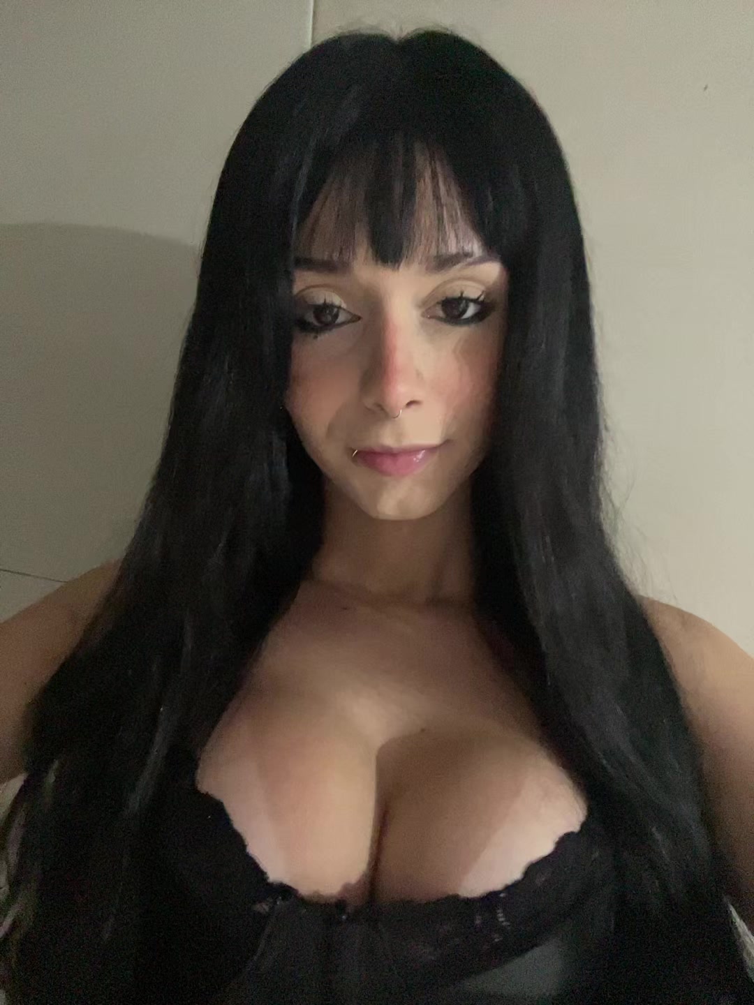@👾