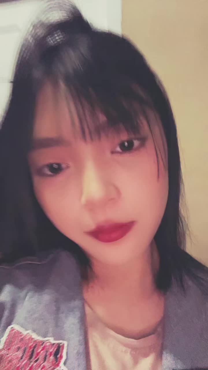 @melllatttiiii