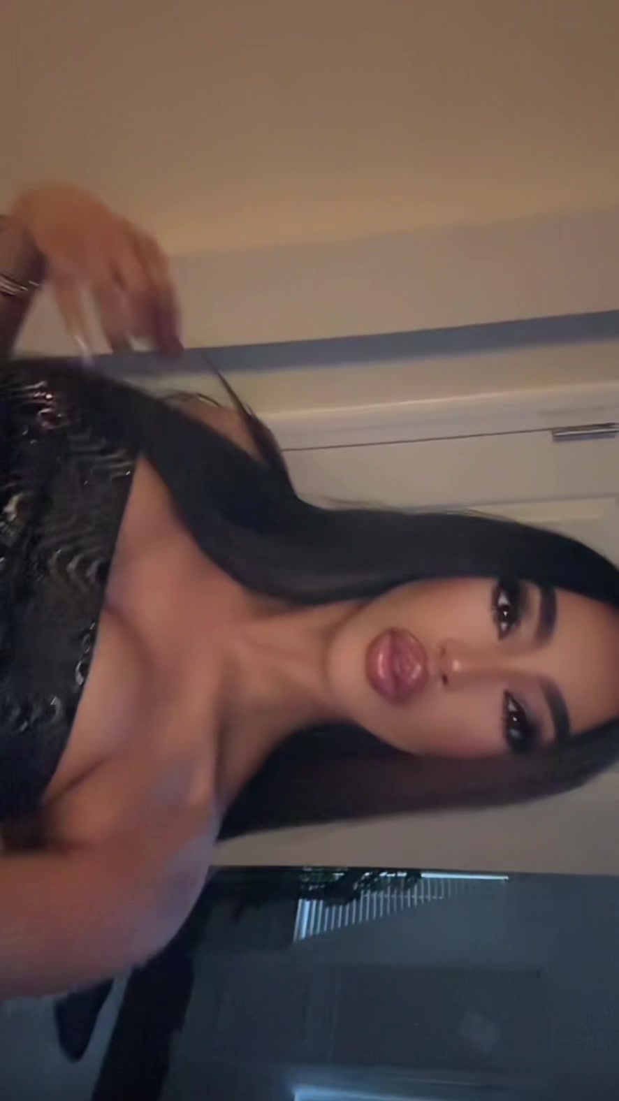 @hotandhaunted