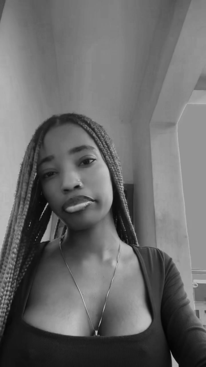 @R💕E🌚N🥹A😌