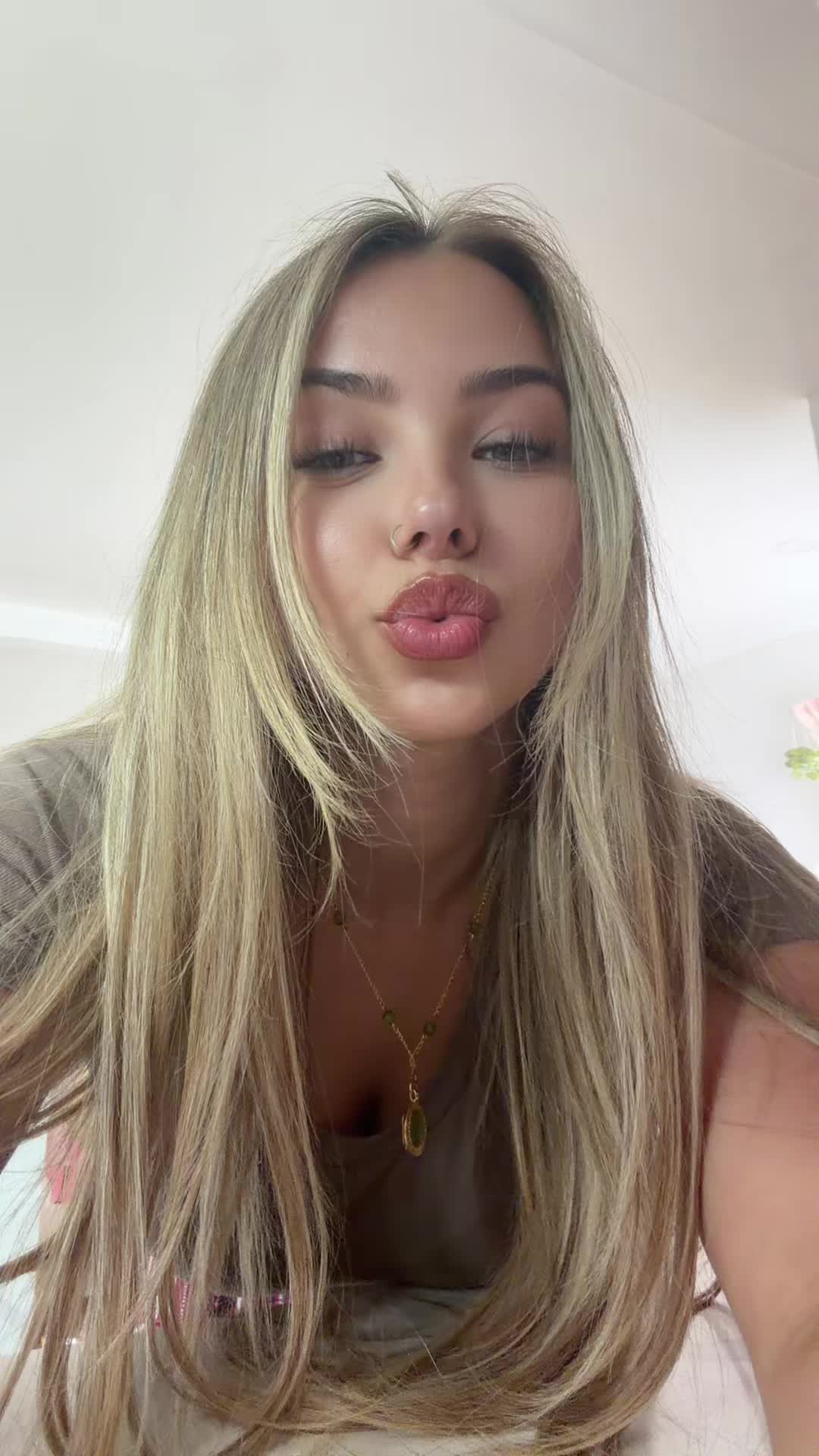 @Sofia R