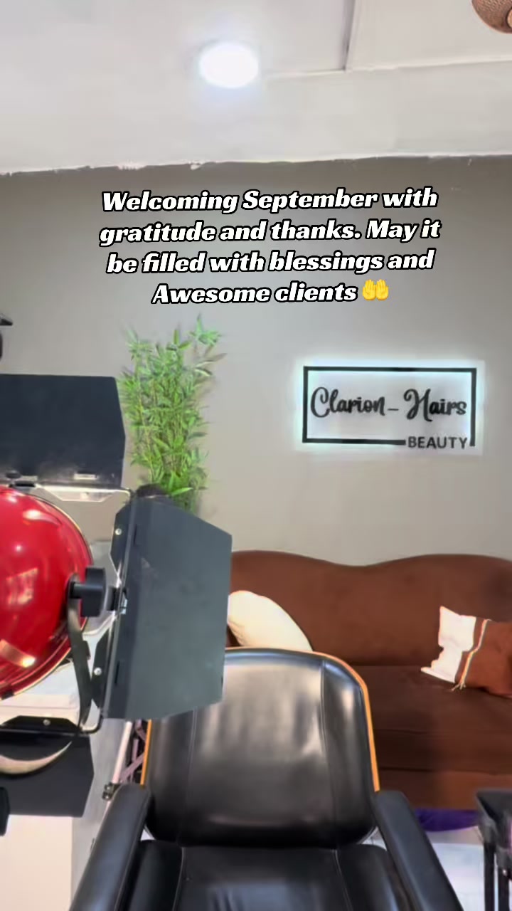 @Clarion_HAIRSTYLIST IN IBADAN