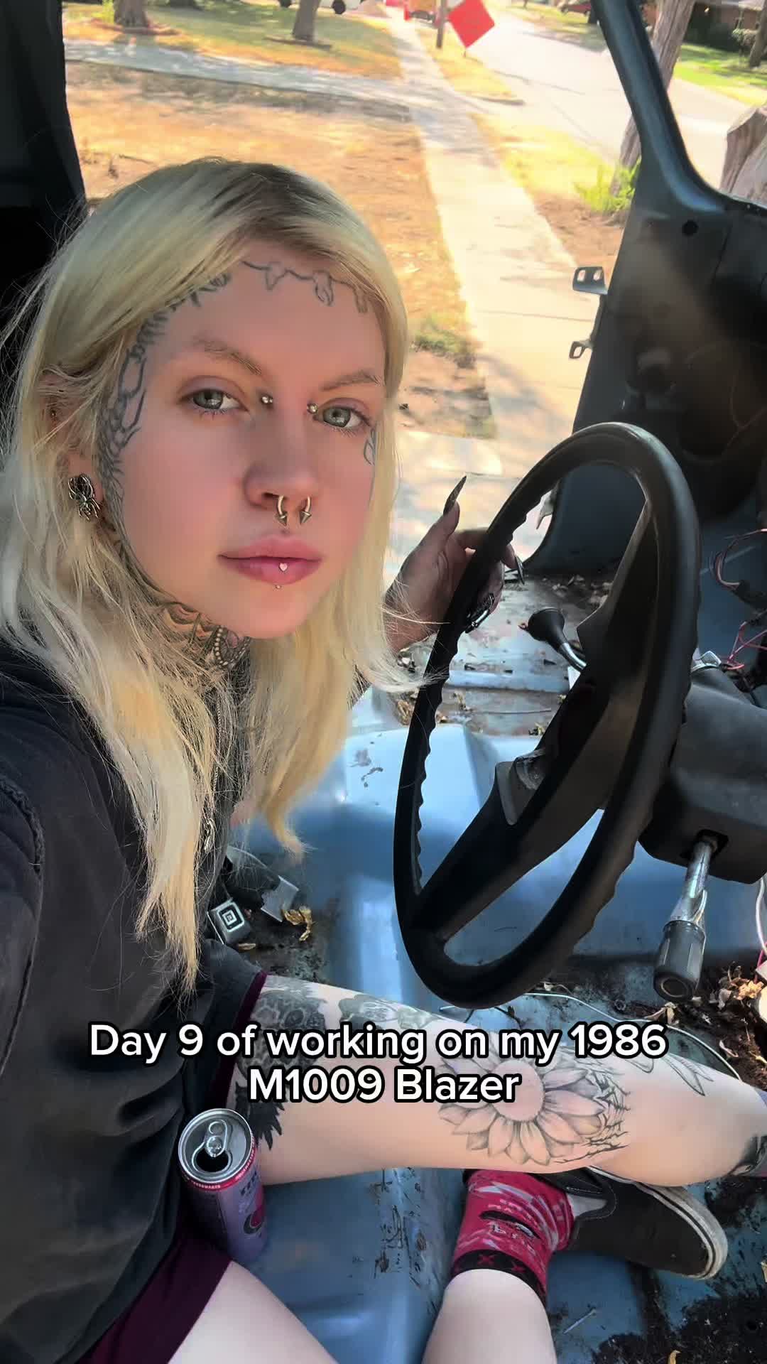 @hellieophobia