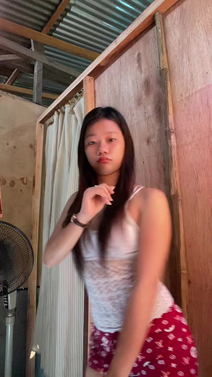 @damnchrstn
