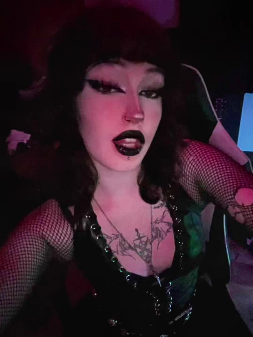 @ghostgirl0425