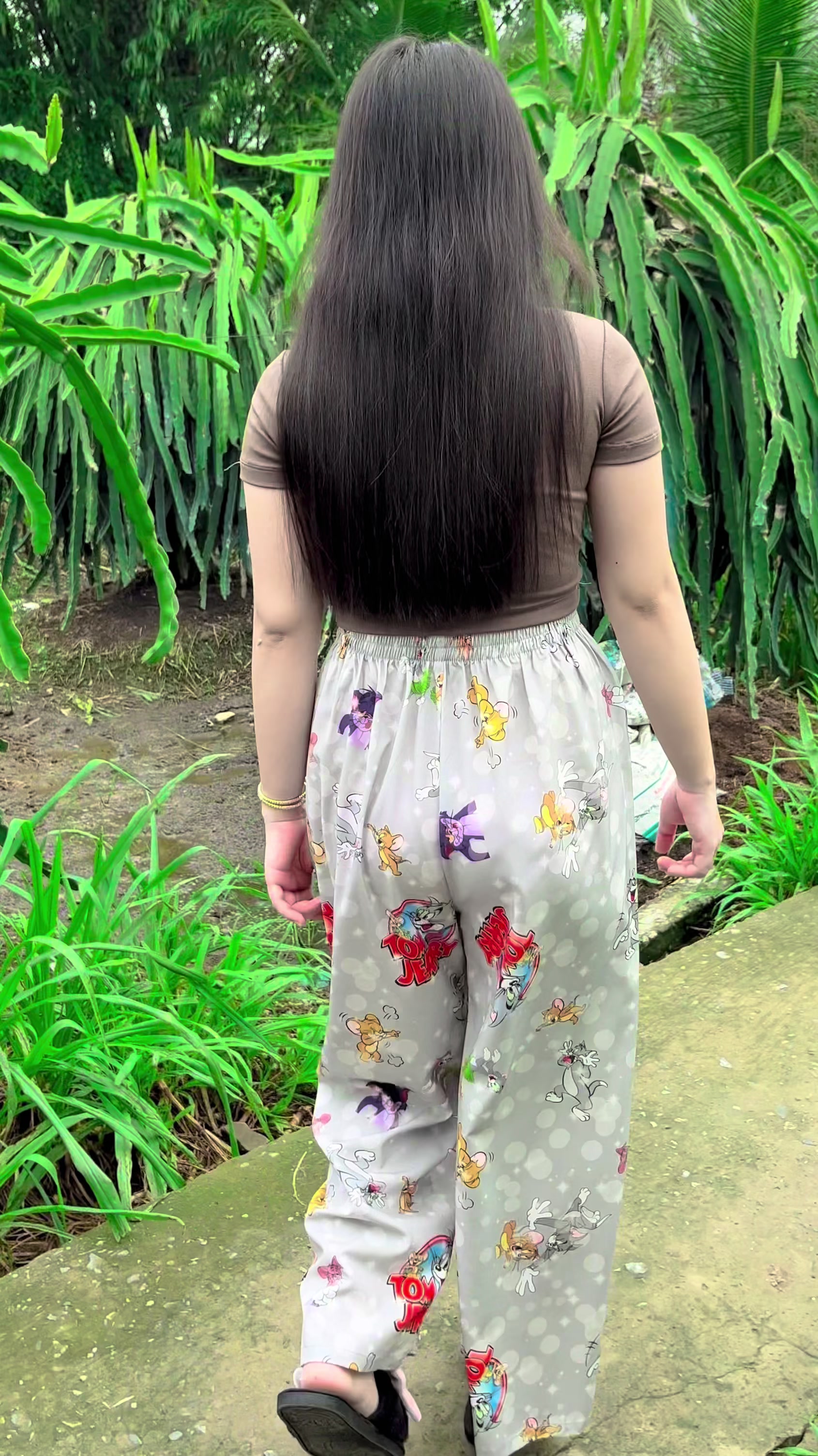 @Cẩm Tr&uacute;c