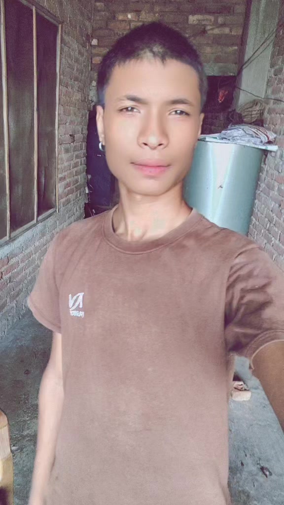@ᴍʀ ᴍɪʟᴀɴ ᴄʜʏ..💥🌷