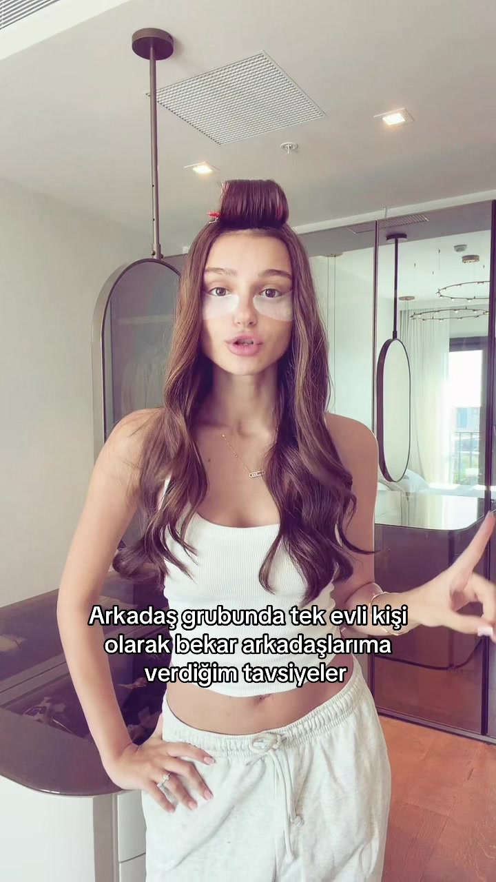 @Lamia Demirel