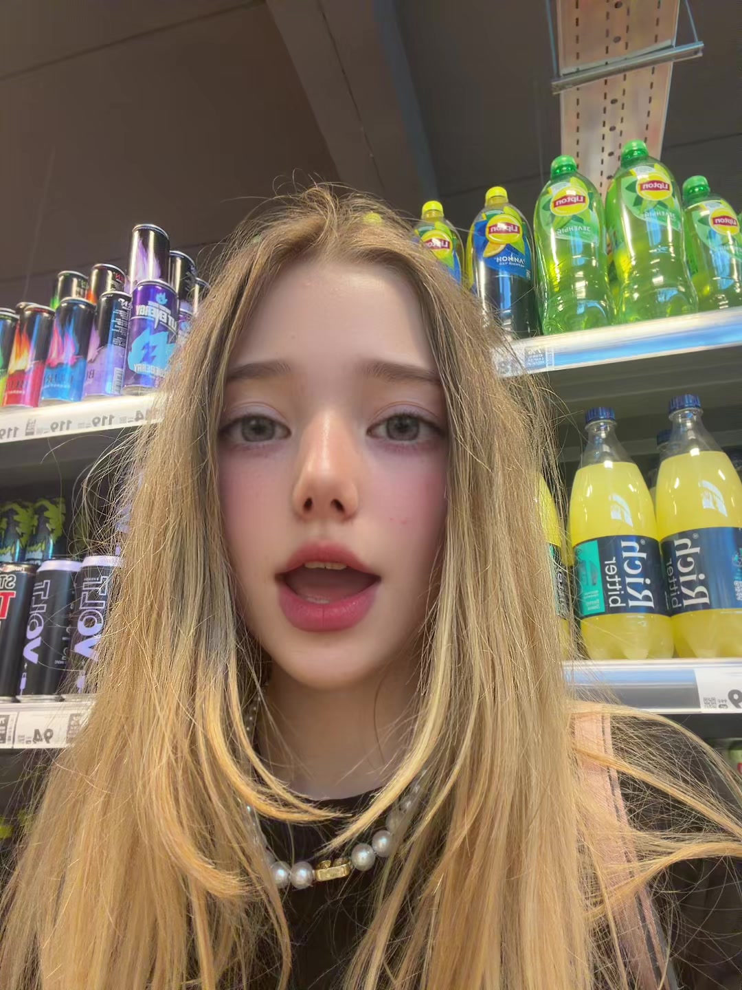 @adelia🩰