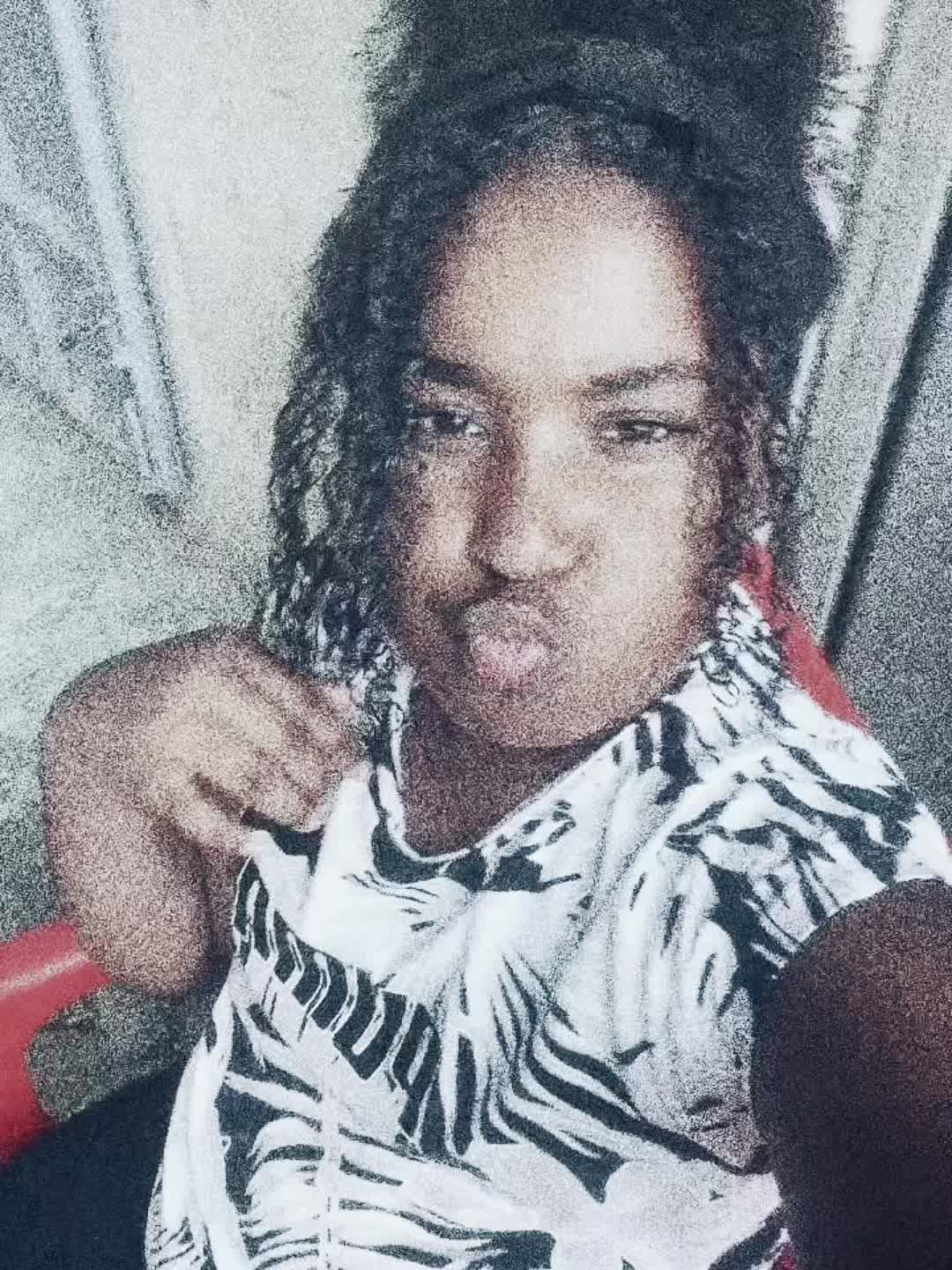 @Rafaela 🌪️✨