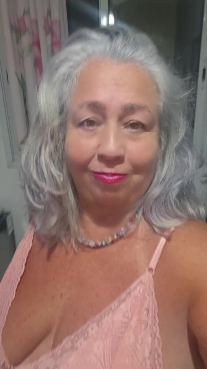 @regianebombonzinh