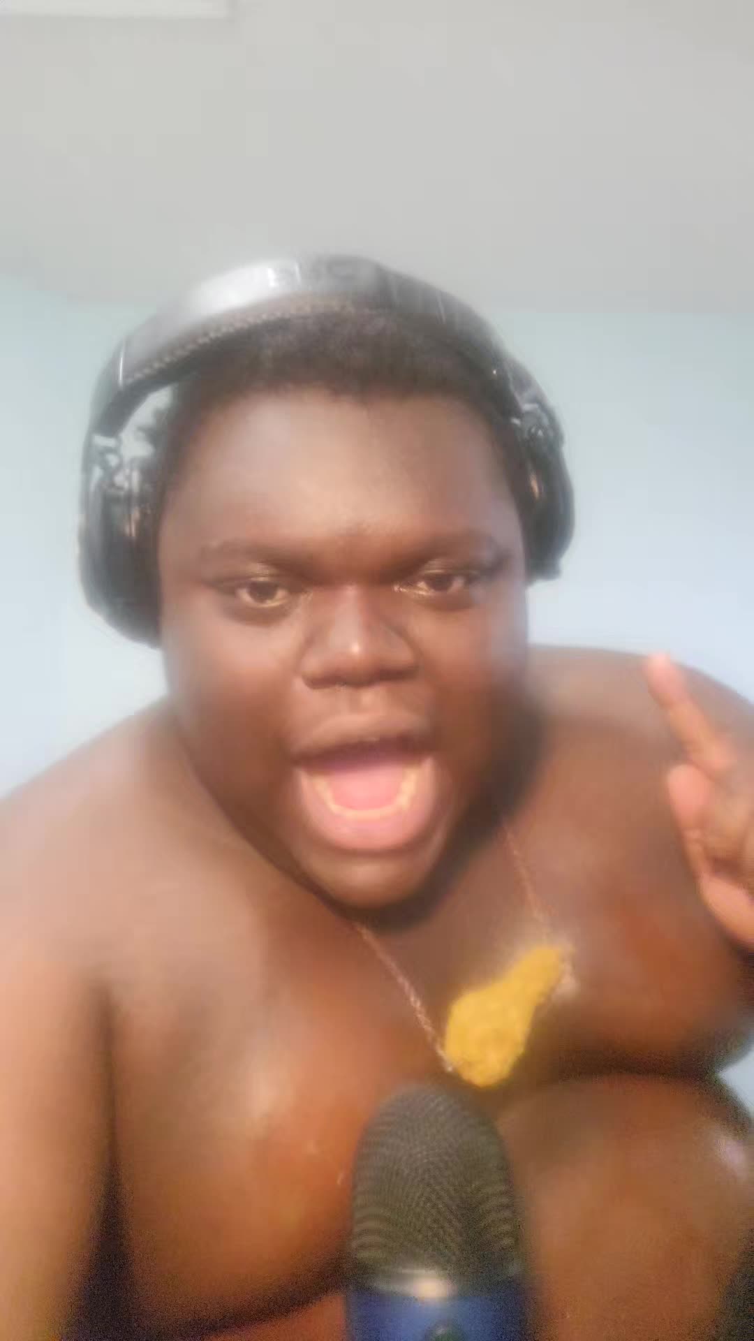 @blackcaseoh 🦍