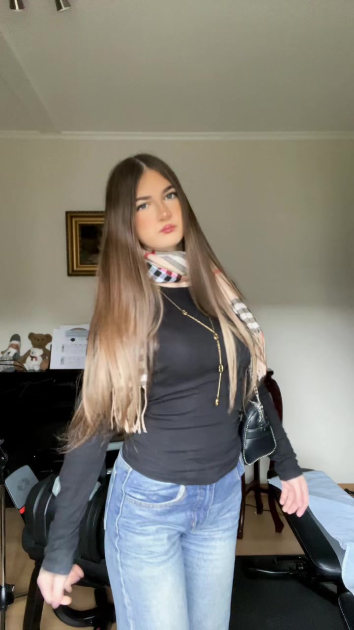 @𝐅𝐥𝐨𝐫𝐞𝐧𝐜𝐞