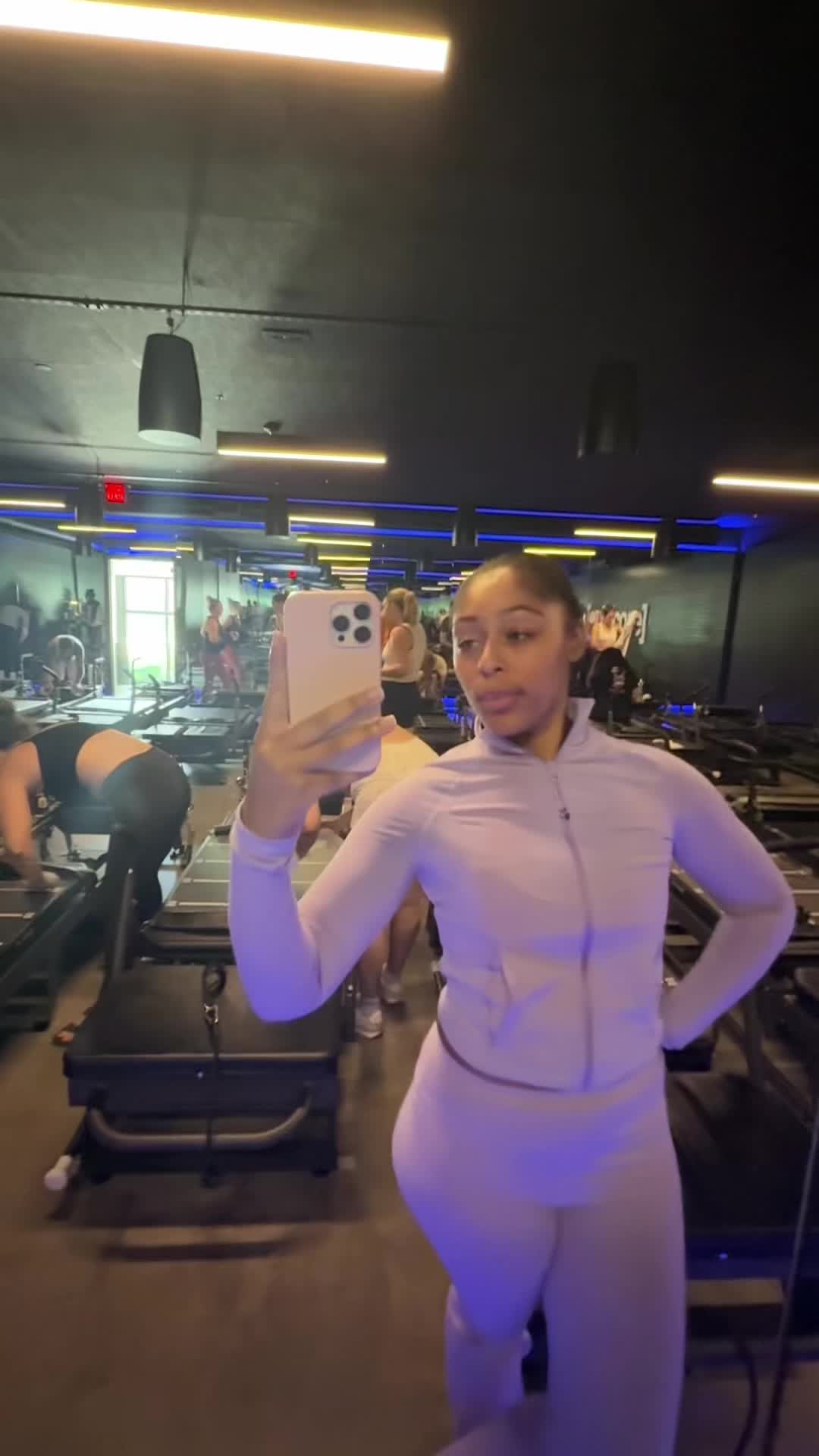 @Pinklaflare