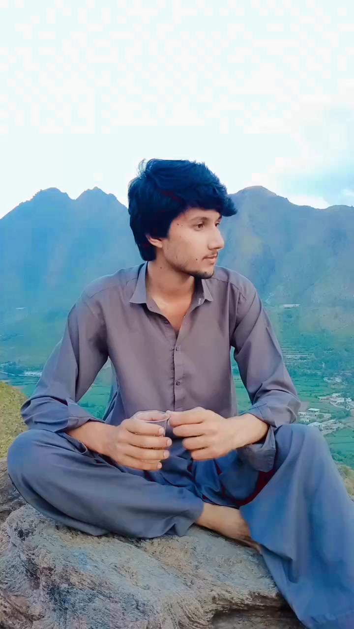 @🆂🆆🅰🆃🅸 🅲🅾🅼🆁🅰🅳🅴 🚩🧡