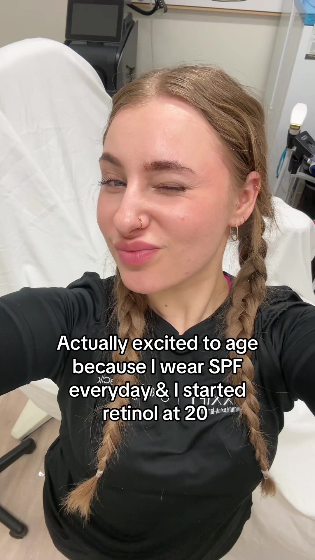 @Julie Manko || Esthetician
