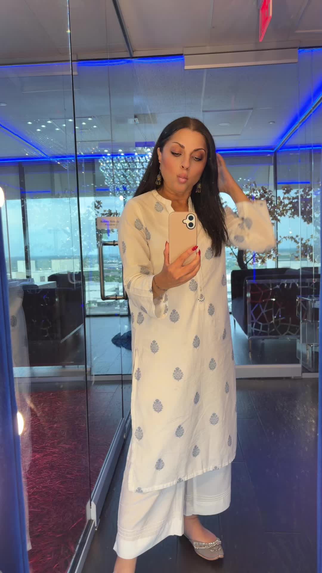 @Samia Adil