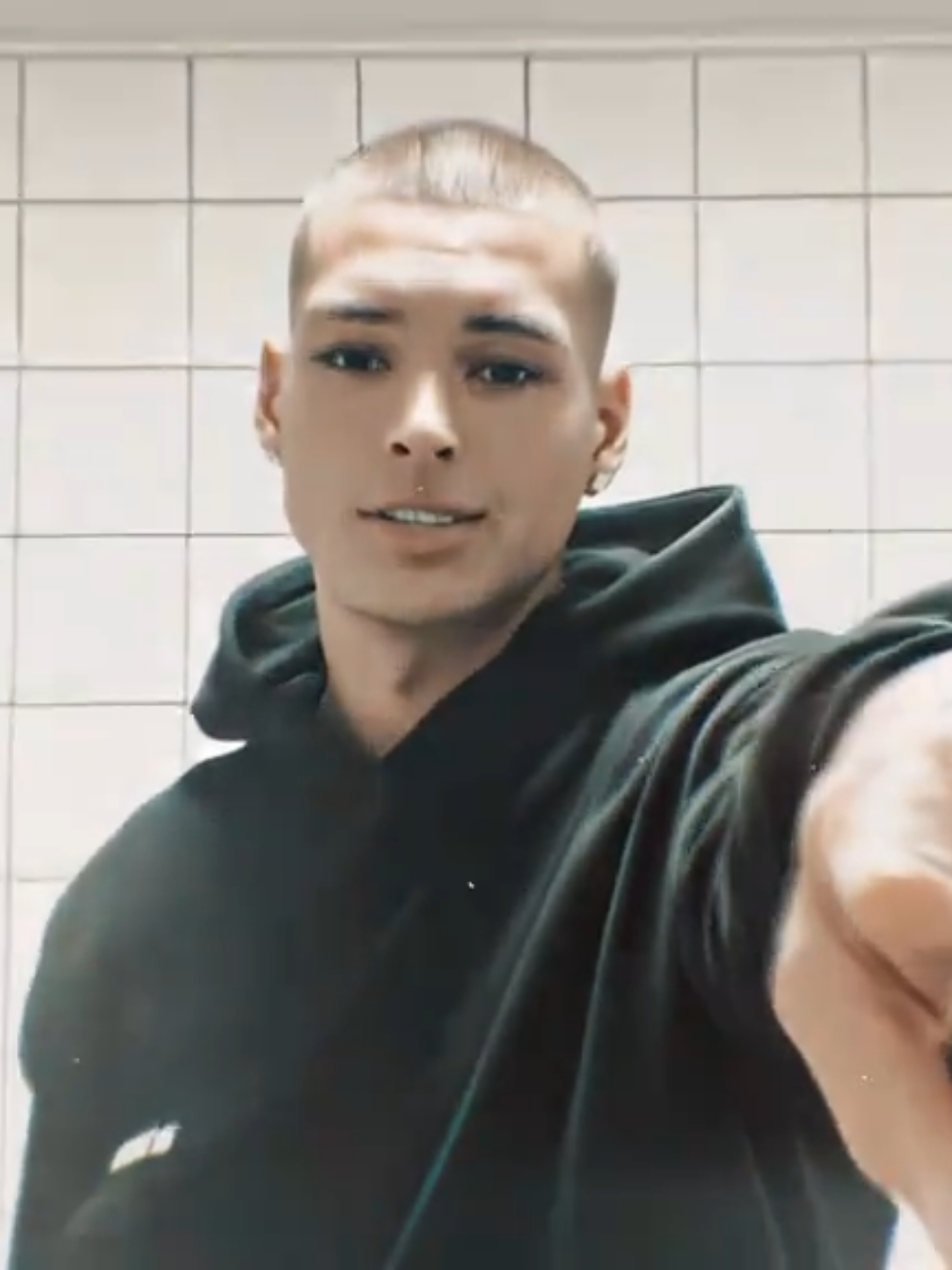 @𝐂𝐑𝐎𝐋𝐈𝐗