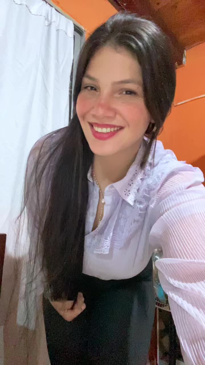 @Correa correa🍓💙❣️✨