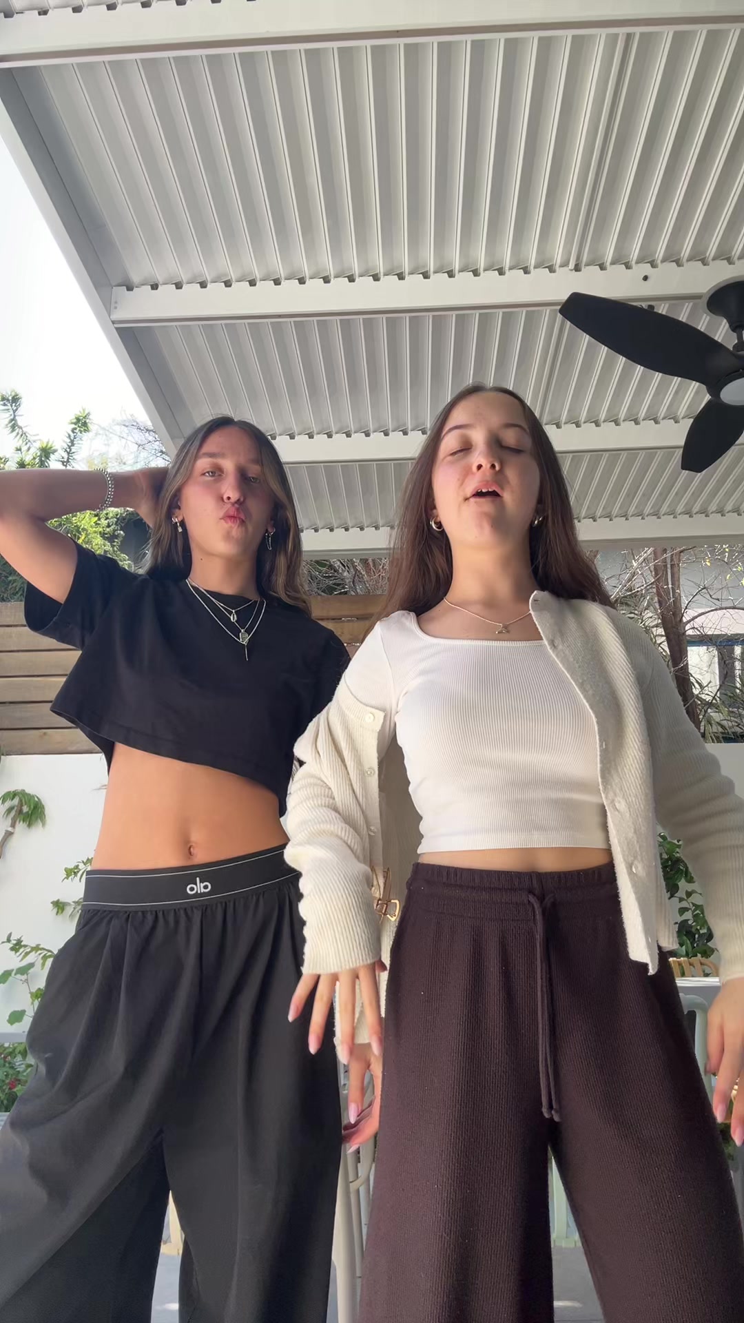@tzevet.malibu