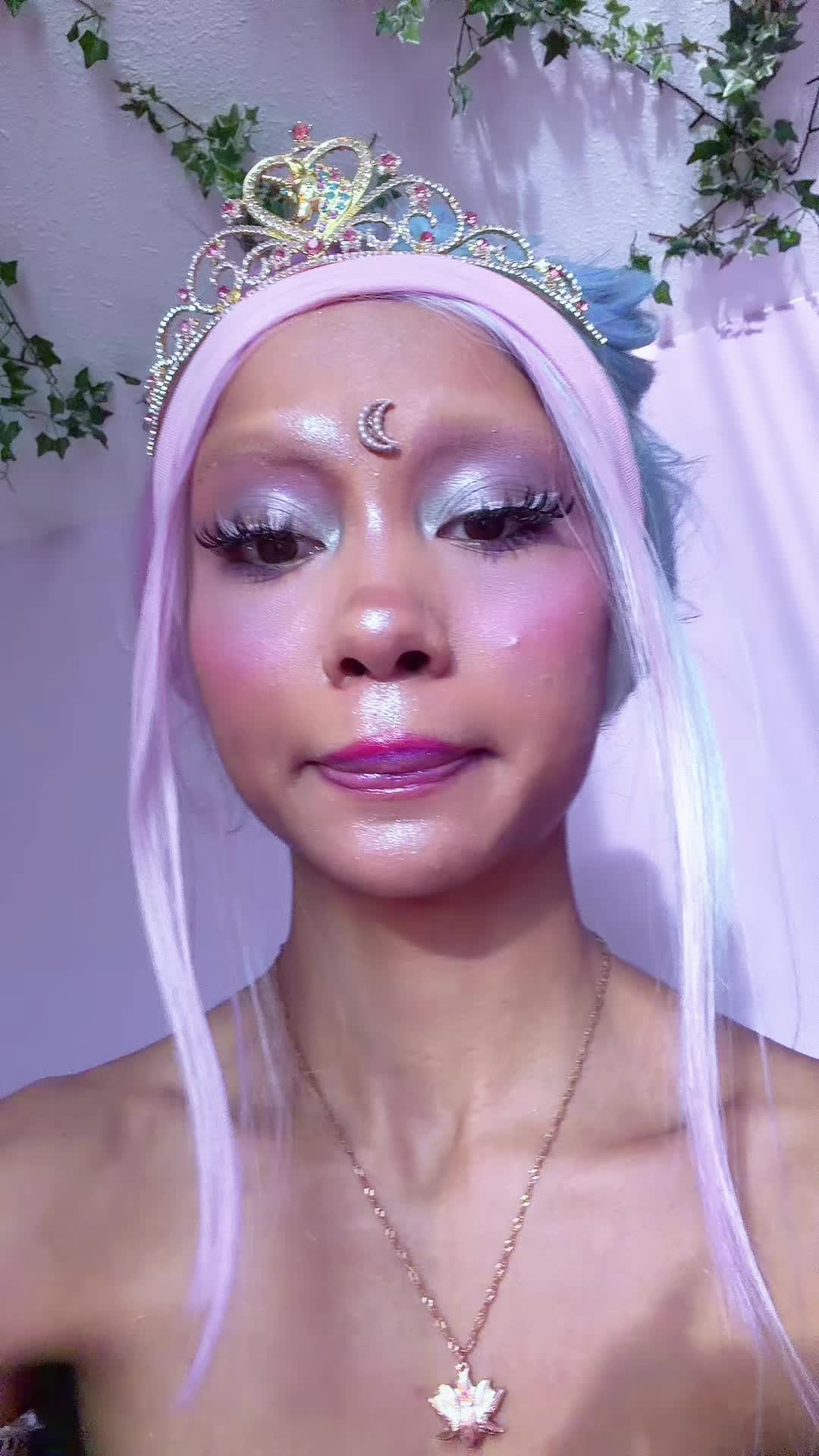 @๐๐ด๐ข๐ฃ๐ฆ๐ญ๐ญ๐ข ๐๐ฐ๐ฐ๐ฏ๐