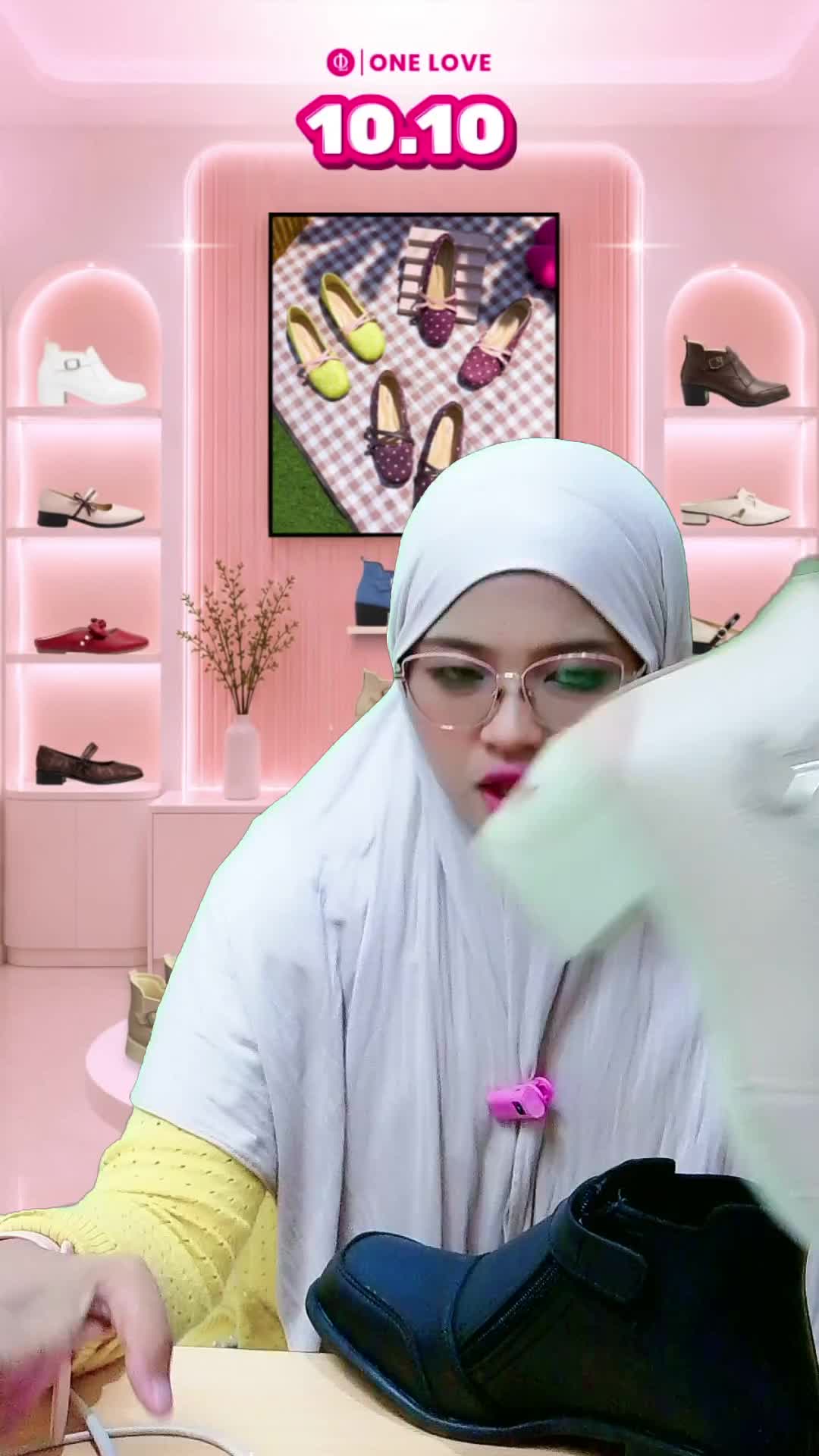 @One Love Women Shoes