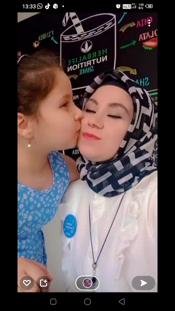 @deryasarı5541