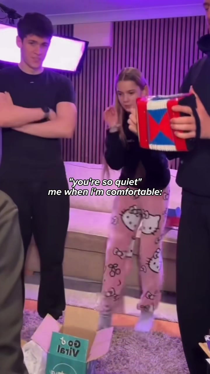 @Max & Harvey Clips