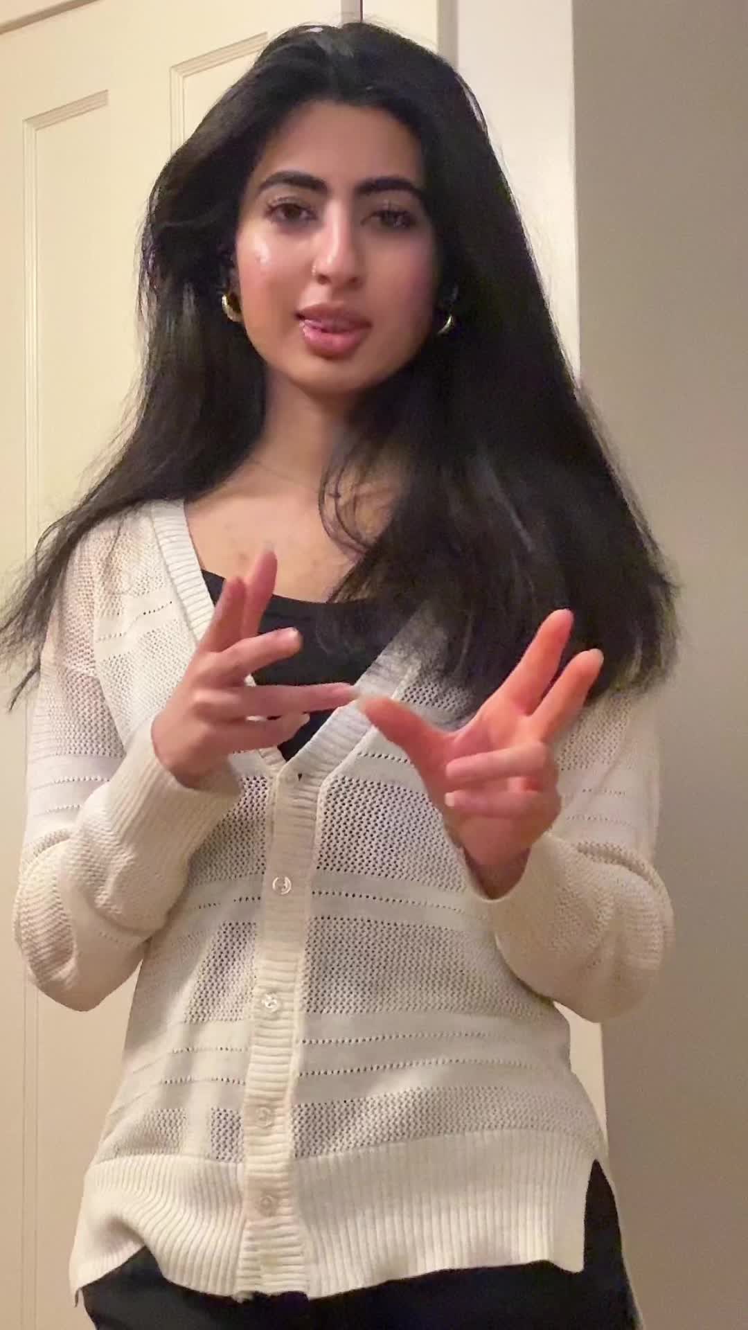 @Bhumika🤍
