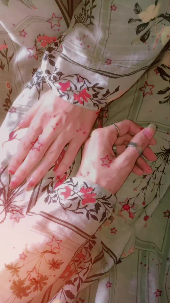 @Waliya✧༺♥༻✧🐥