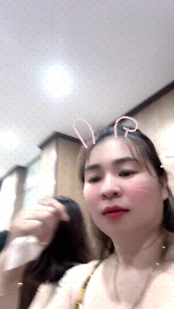 @Giang H&agrave; Thị