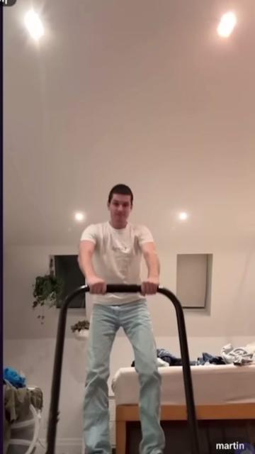 @drakesturniolo