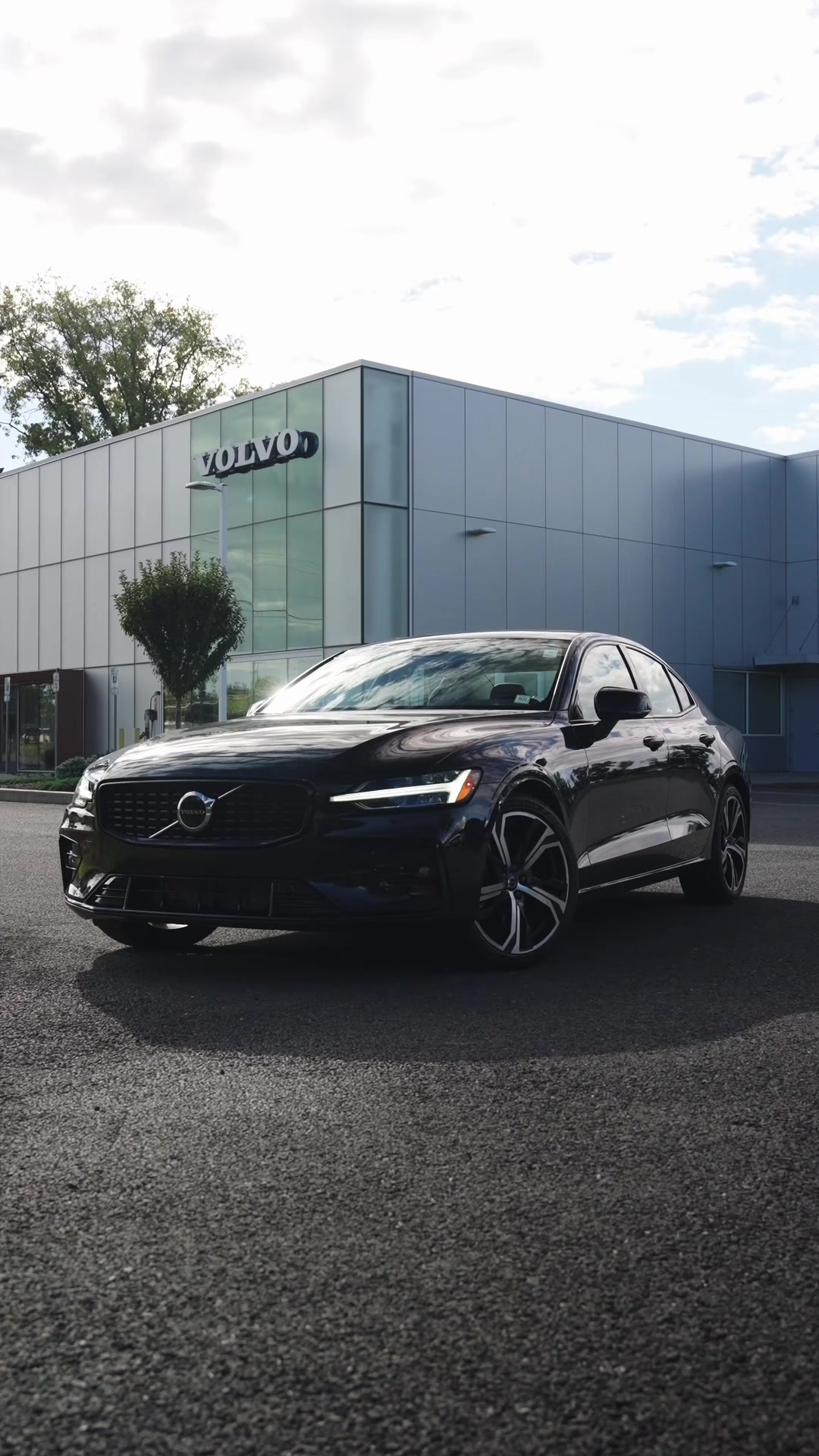 @VolvoCarsAlbany