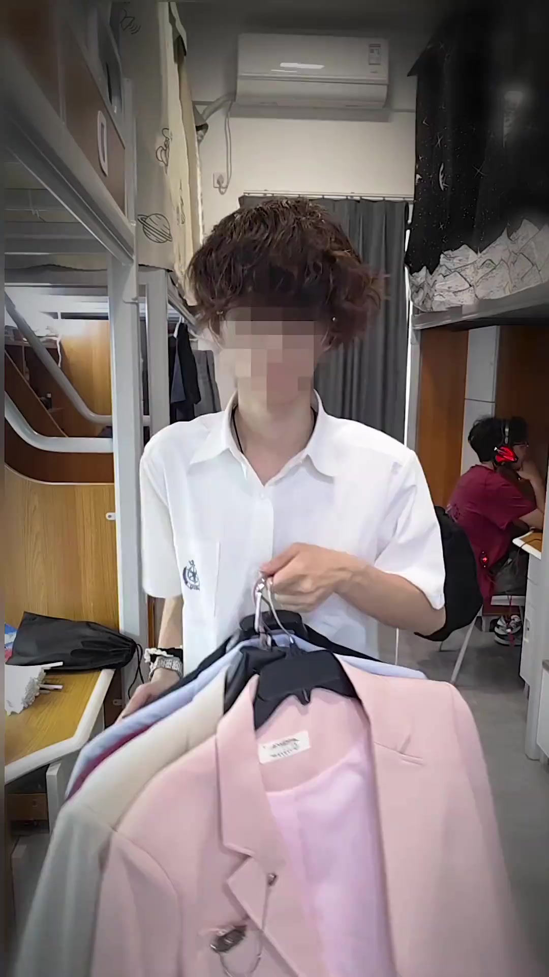 @破碎的心。