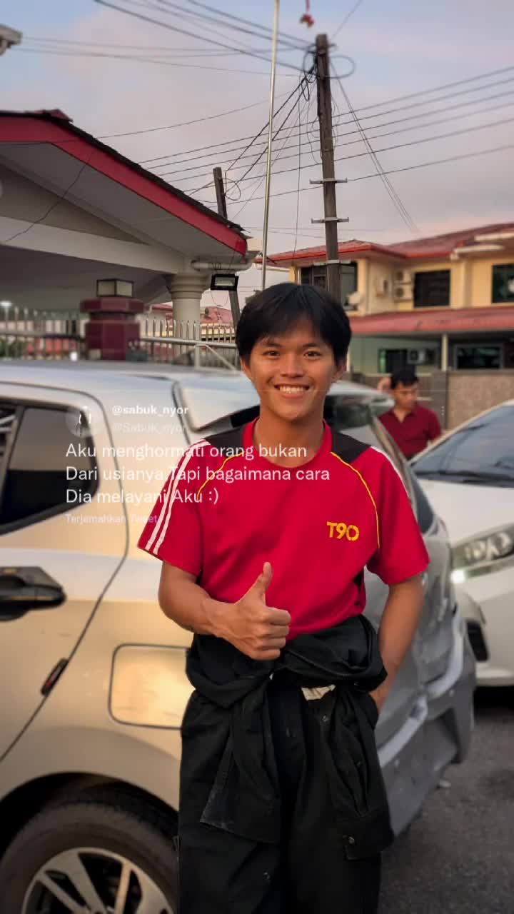 @KELAWAK BUANG🕷