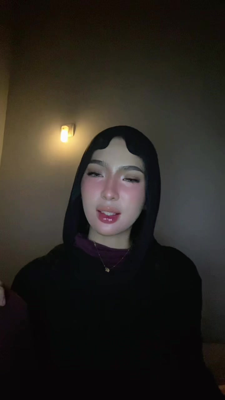 @نبيلة