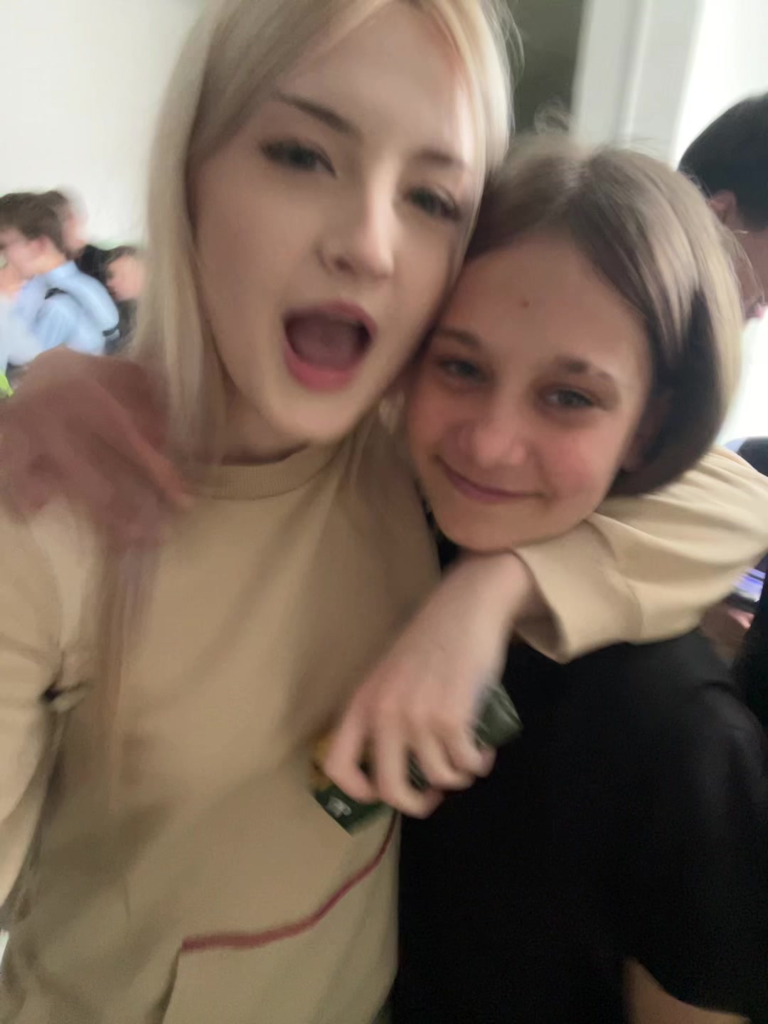 @★